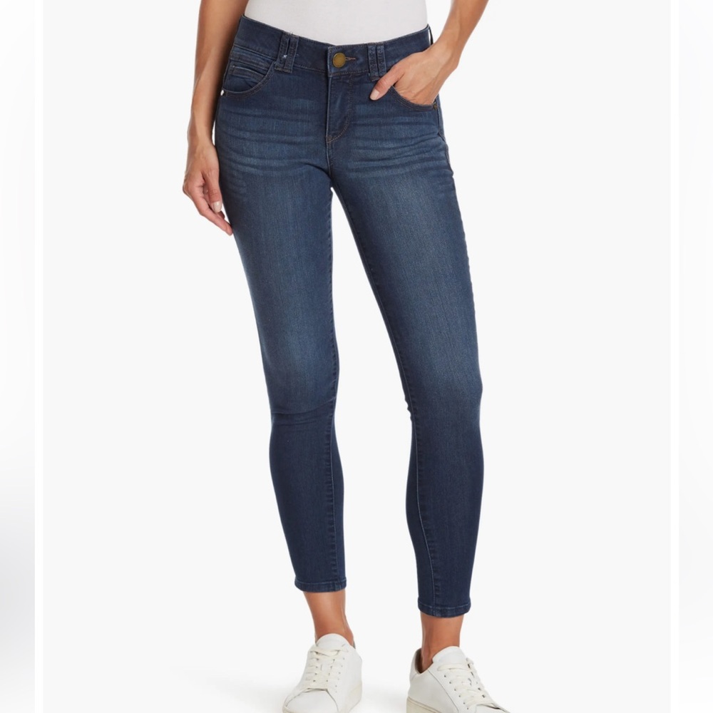 EUC Democracy “AB” Solution Skinny Jeggings